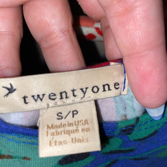 Floral dress - Picture 3 of 3